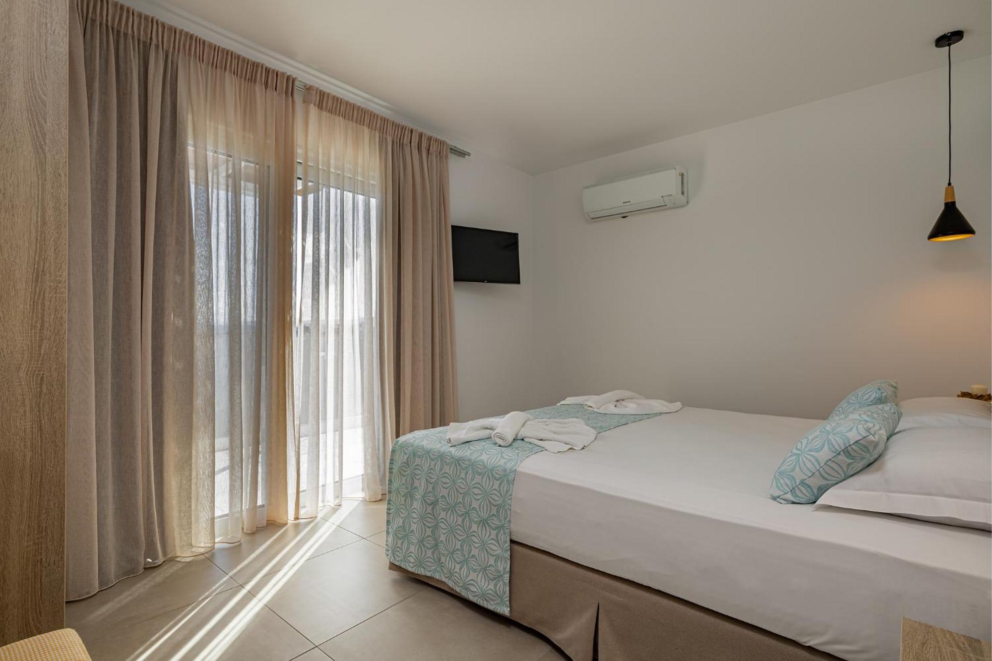 Areti Luxury Apartments Джорджополис Екстериор снимка